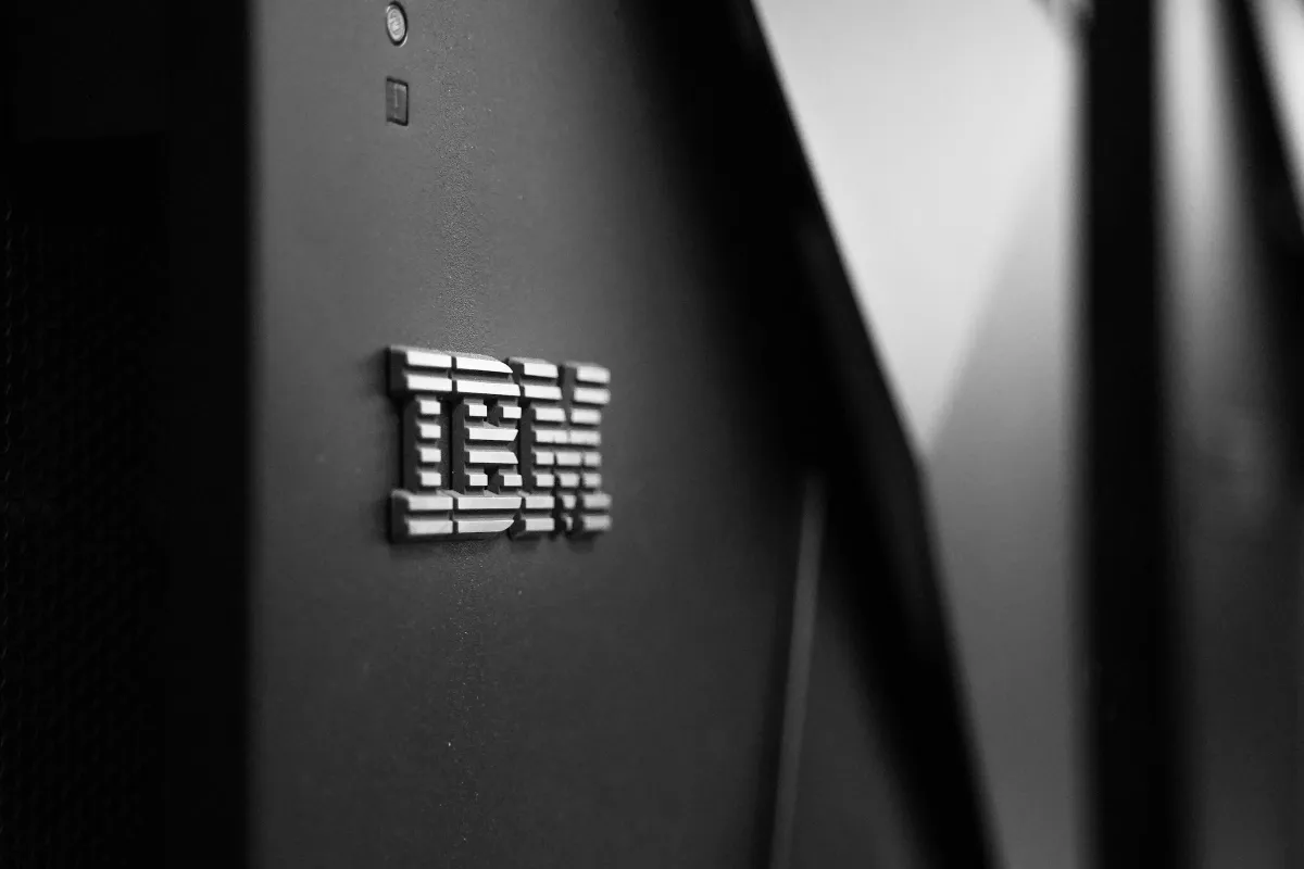 IBM Raises Software Outlook as Delayed Deals Close and Q3 Results Beat Estimates
