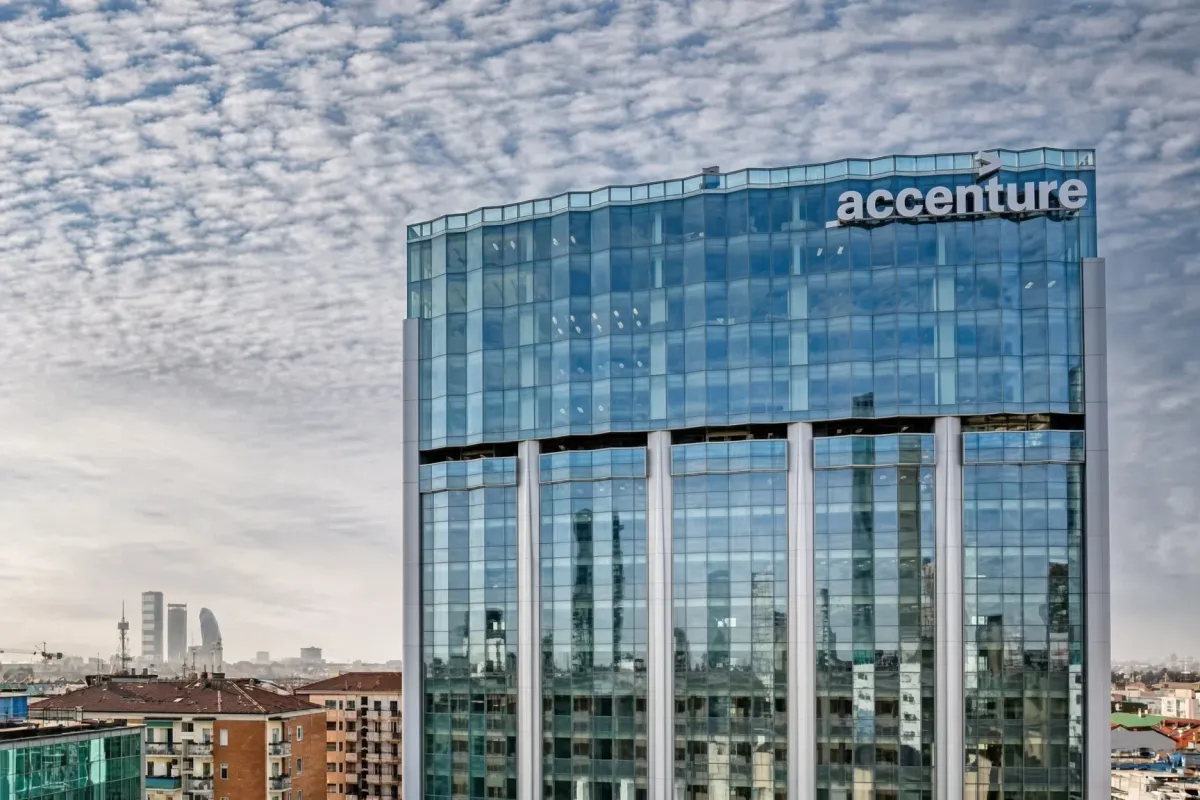 Accenture beats quarterly forecasts as consulting demand holds up