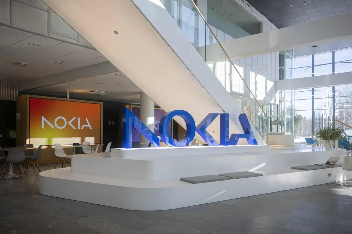 Nokia Shares Fall Despite Strong Q3 Profit Beat as Restructuring Costs and Cash Flow Weigh