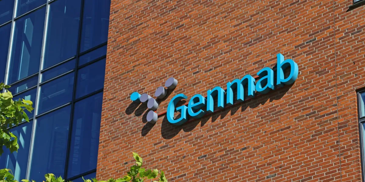 Corcept Faces New Competitive Pressure as Genmab’s Rina-S Shows Broad Benefit in Platinum-Resistant Ovarian Cancer
