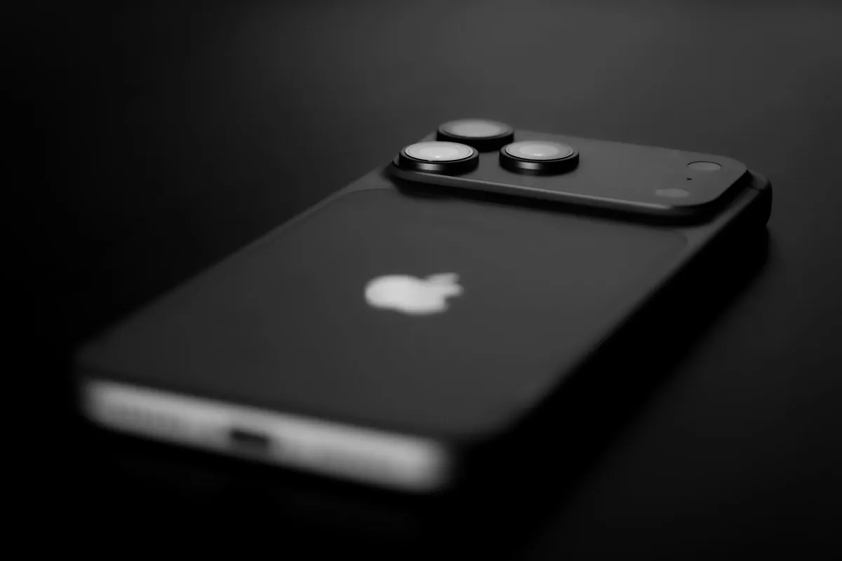 Apple Cuts iPhone 18 Pro Component Orders by at Least 15% as Higher Prices Soften Demand